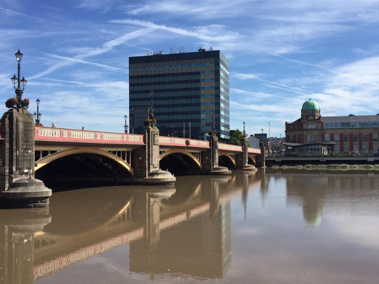 Quay Apartments Clarence House Newport  Dış mekan fotoğraf